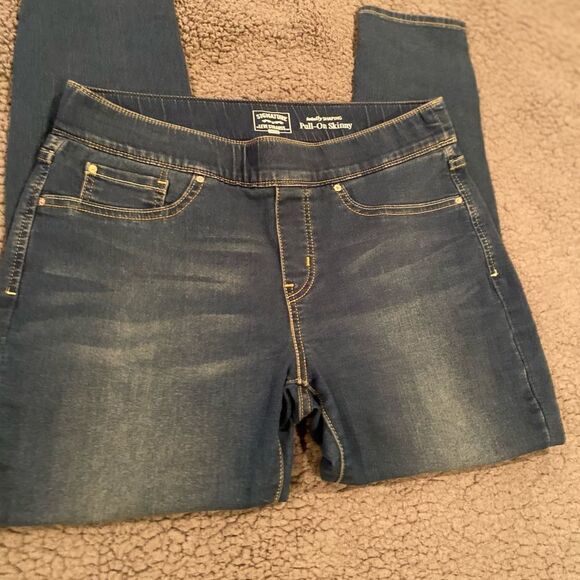 Levi’s Pull On Skinny Jeans Size 12 Short - Picture 6 of 14